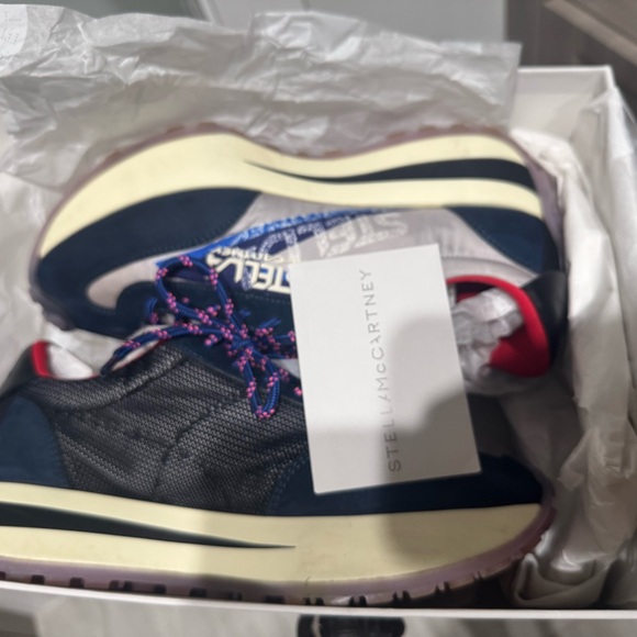 Stella McCartney Sneakers- Made in Italy - Picture 12 of 17